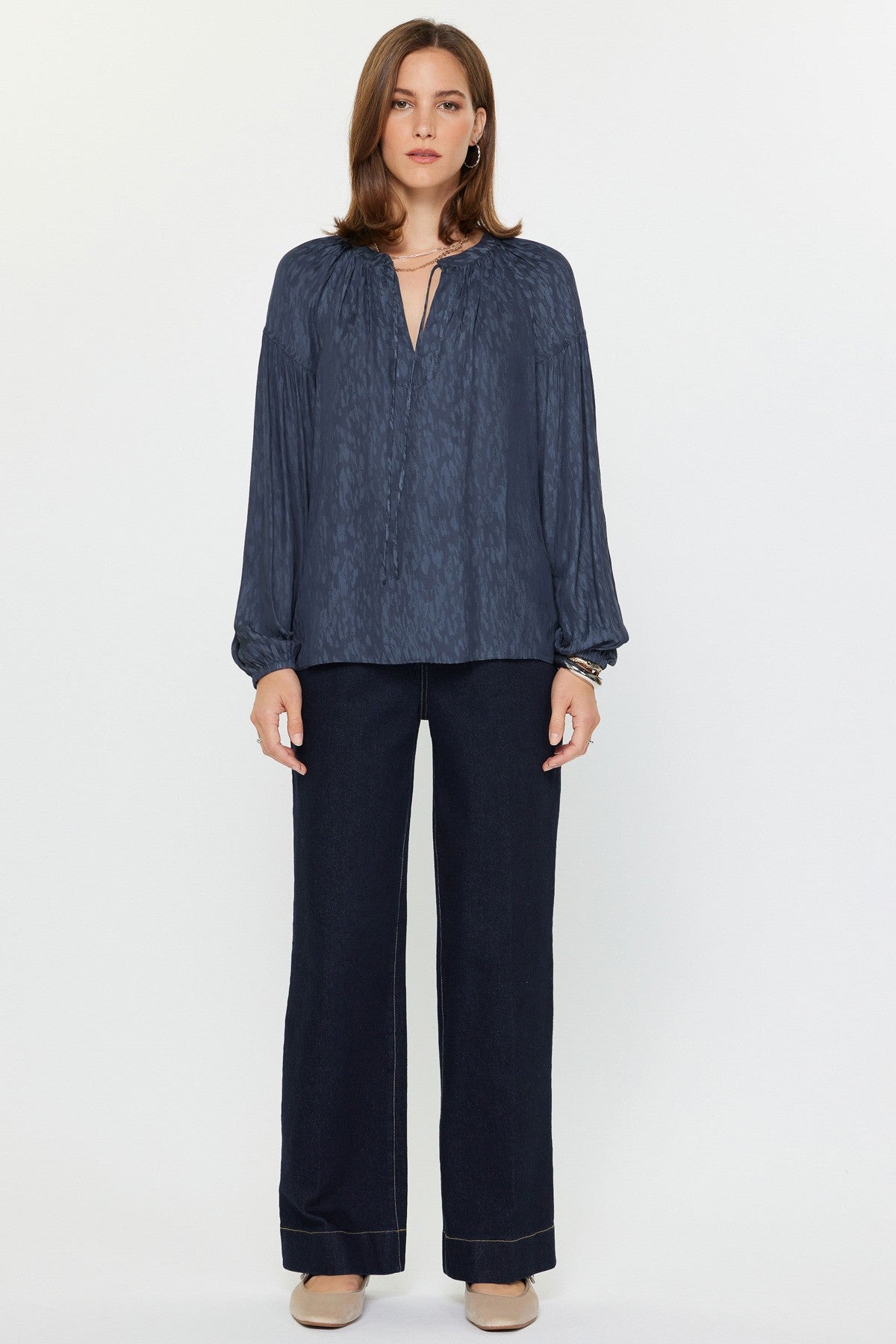 新品◯NEAU◯volume sleeve blouse (dark navy) Dark Navy Button Blouse – Purpose Boutique