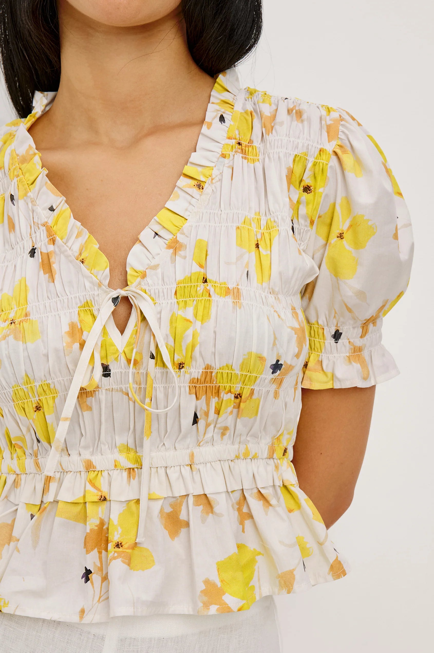 Tossed Daffodils Fontaine Blouse