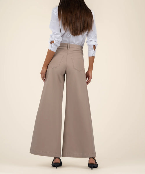 Latte Blake - High Rise Super Wide Leg