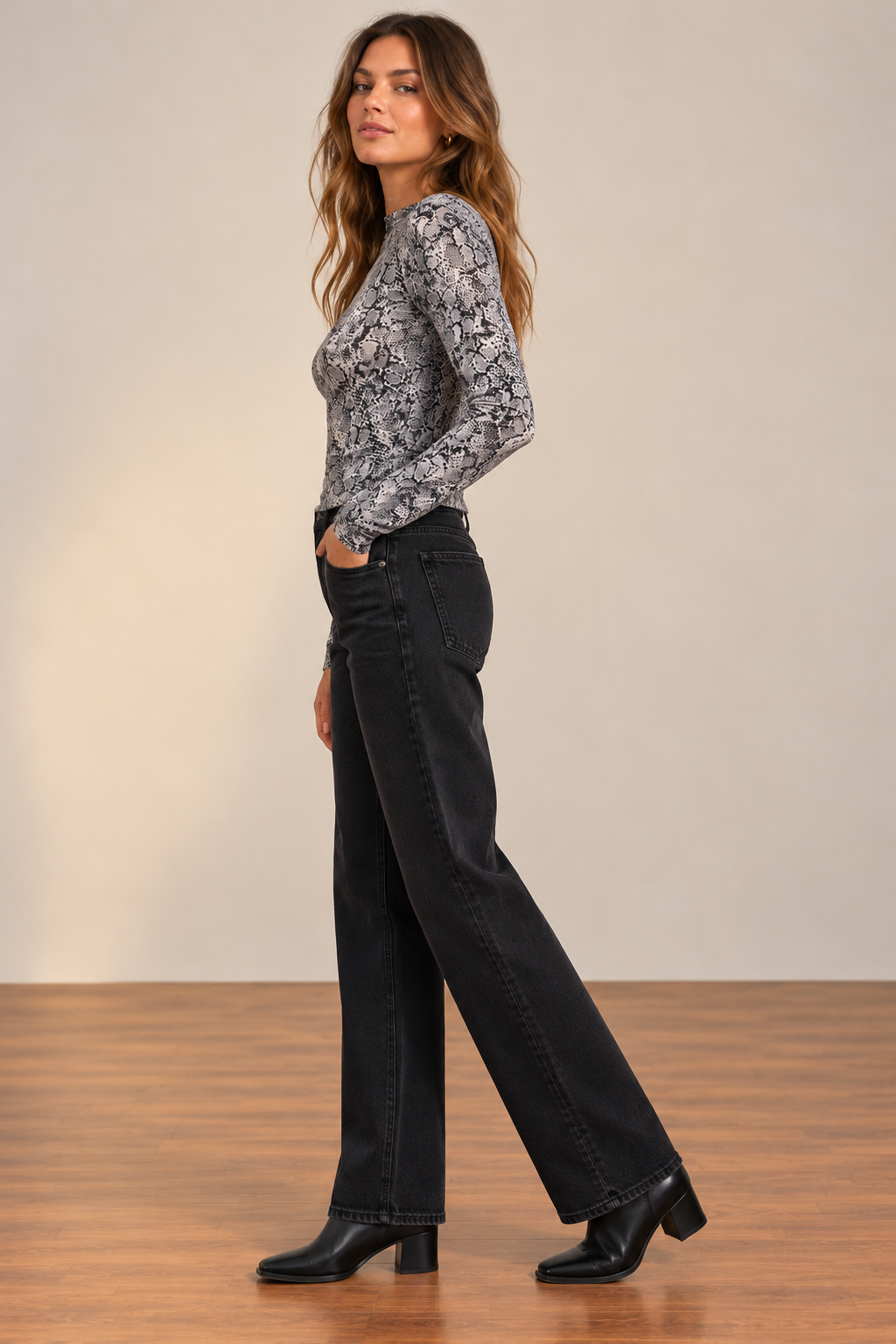 Snake Print Turtneck Top