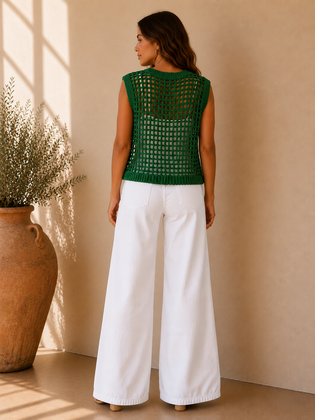 Green Foliage Wren Button Top