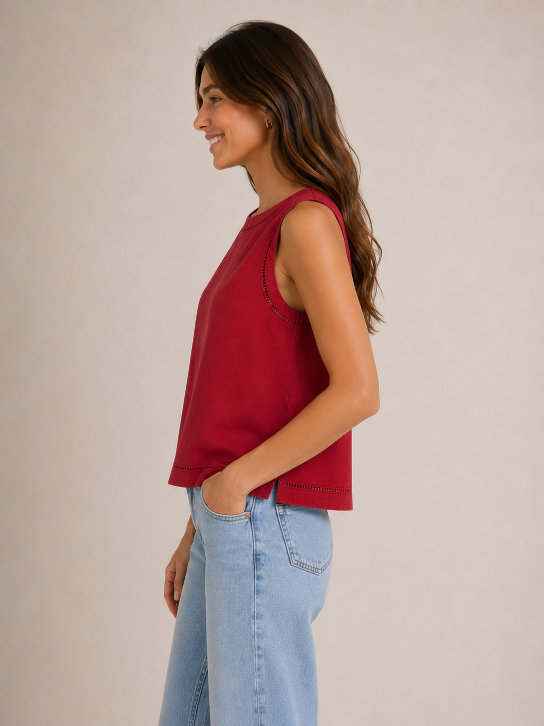 Tomato Joanne Sleeveless Crop Top