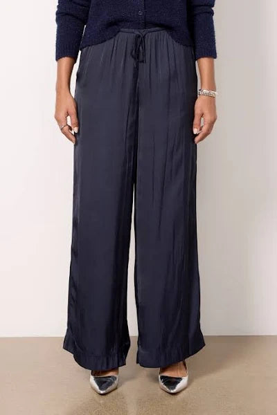 Black Isolde Satin Pant