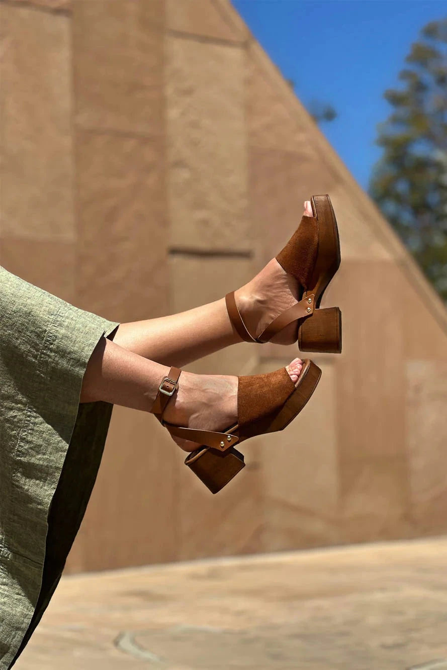 Brown Step Forward Suede Leather – Purpose Boutique